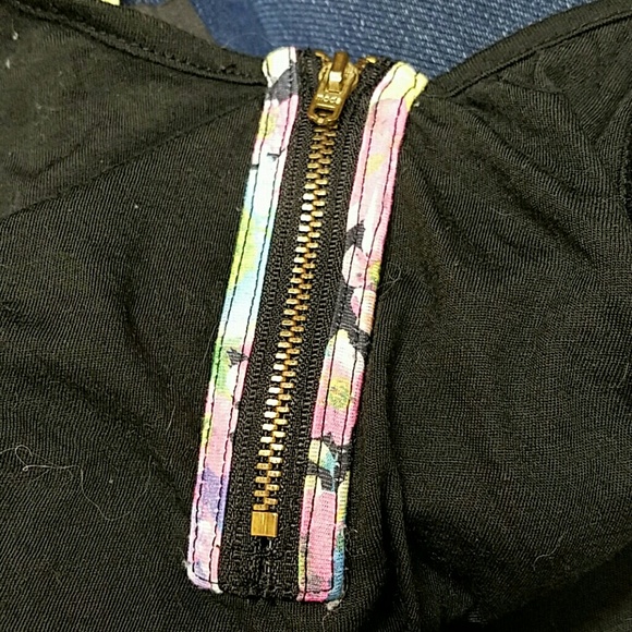 H&M Top - Picture 3 of 4