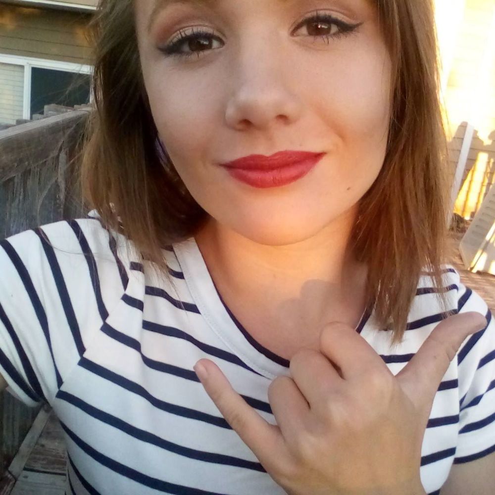 Meet your Posher, Kaitlin