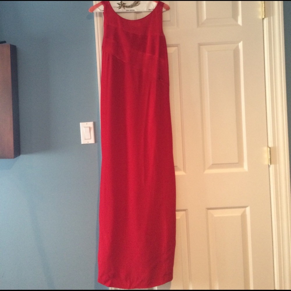 Red, pea and a pod gown.