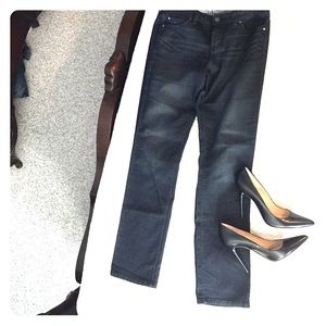 Jennifer Lopez Jeans, Straight