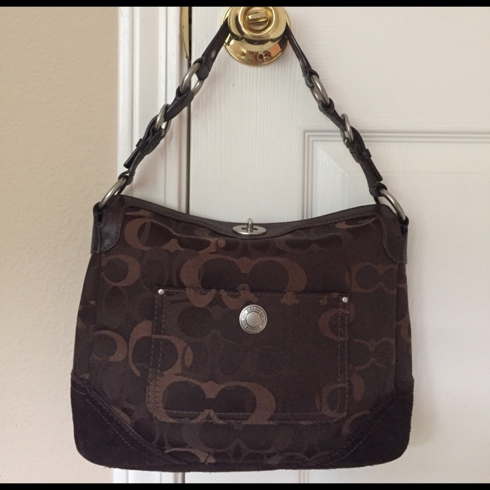 🆑EARANCE! Coach signature handbag.