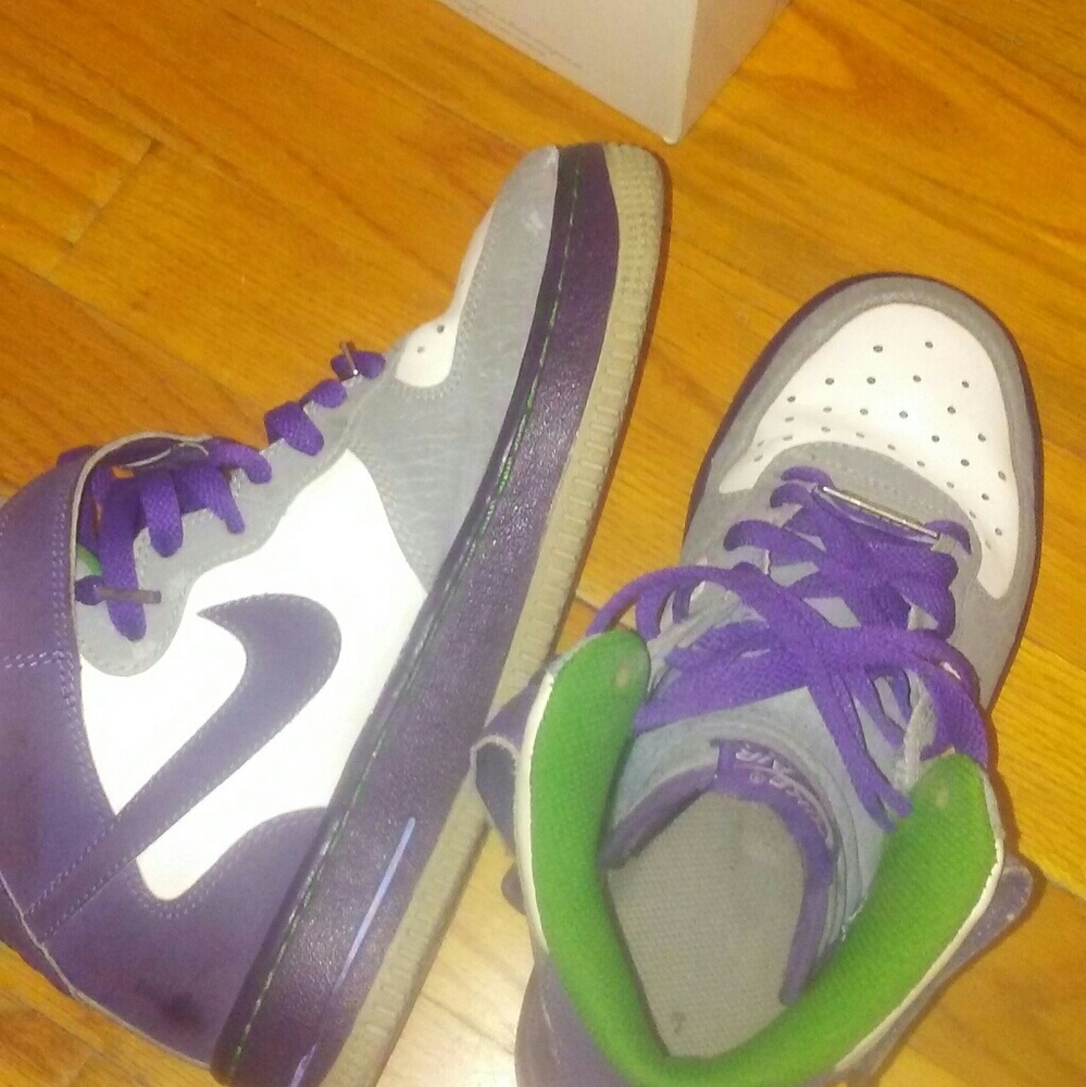 Nike uptown