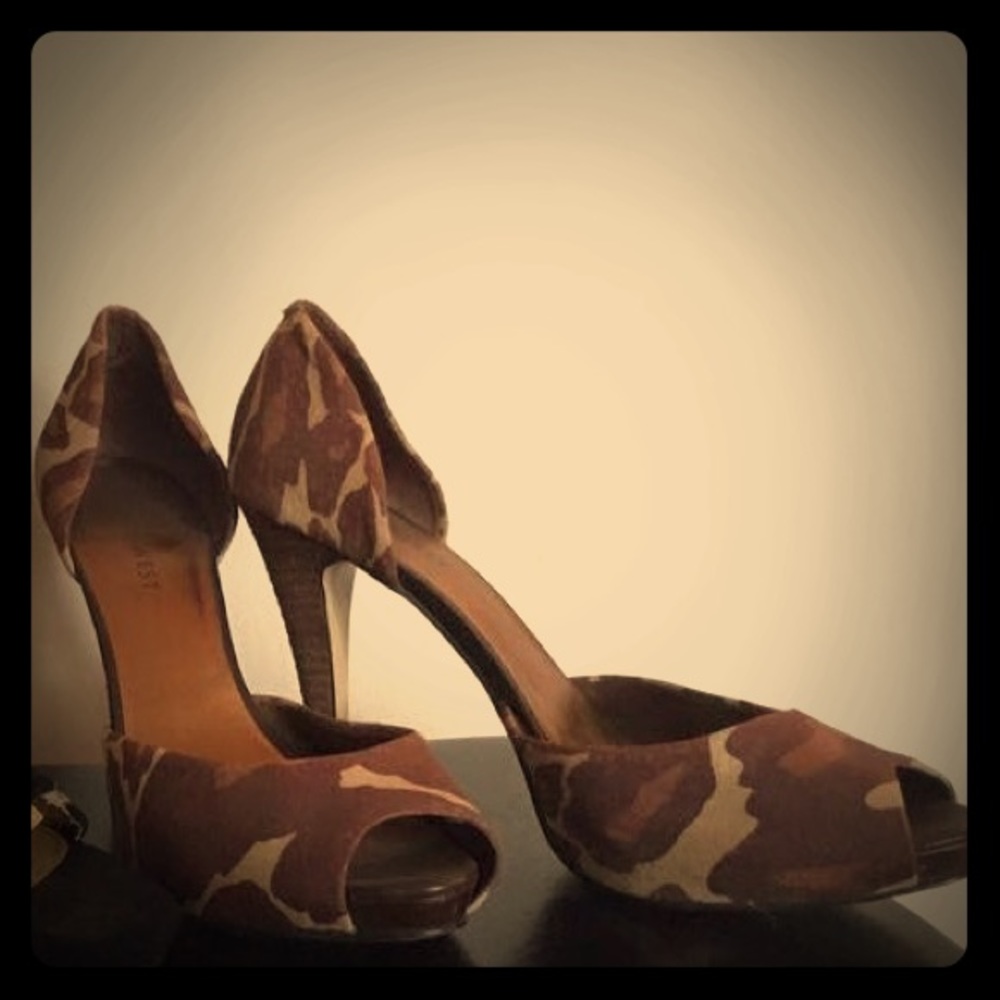 Nine West Suede heels