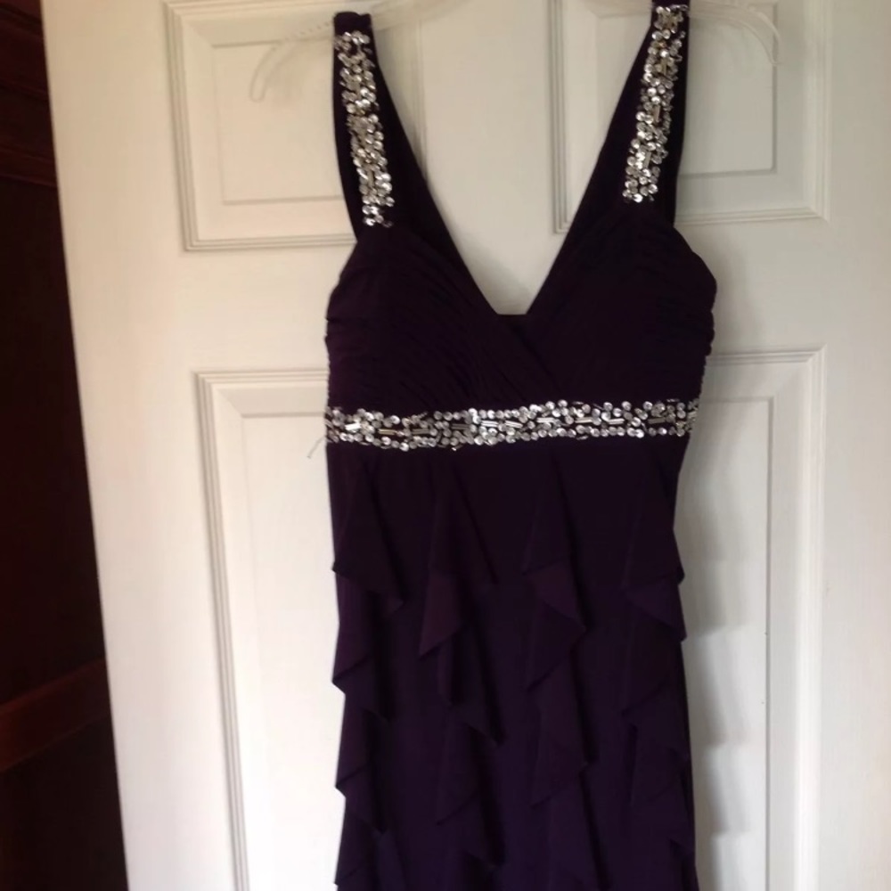 Purple semi-formal knee length dress