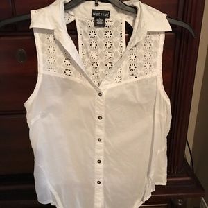 Wet Seal Tank with cut outs