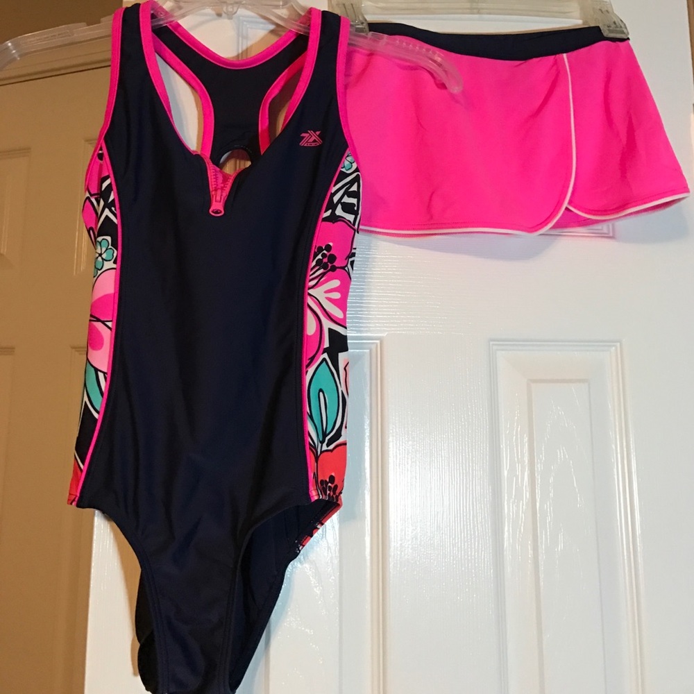 EUC girls swimsuit Zero XPosur brand size 10