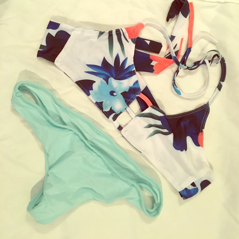 Look alike Midori Croatia set.