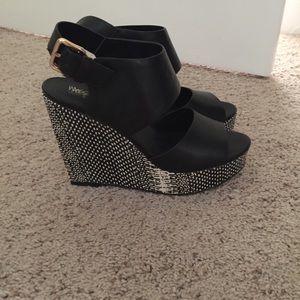 Mossimo Size 8 4 inch wedges