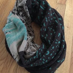 Steve Madden brown and teal infinity scarf