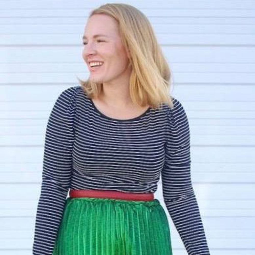 Meet your Posher, Pamela