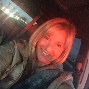 Meet your Posher, Brenda