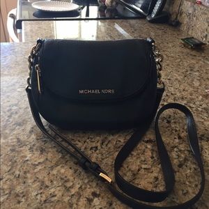 Michael kors crossbody bag