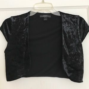 Express black velvet shrug