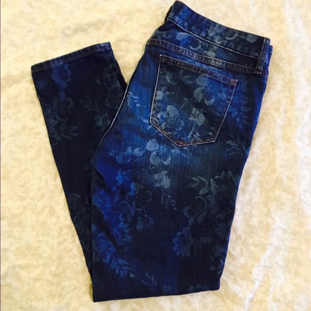 Gap floral print jeans!