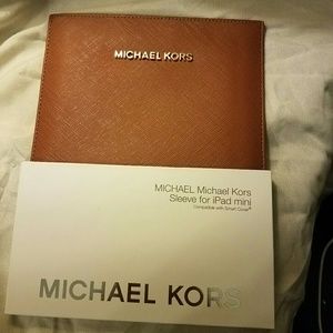 NWT AUTHENTIC MICHAEL KORS IPAD MINI SLEEVE