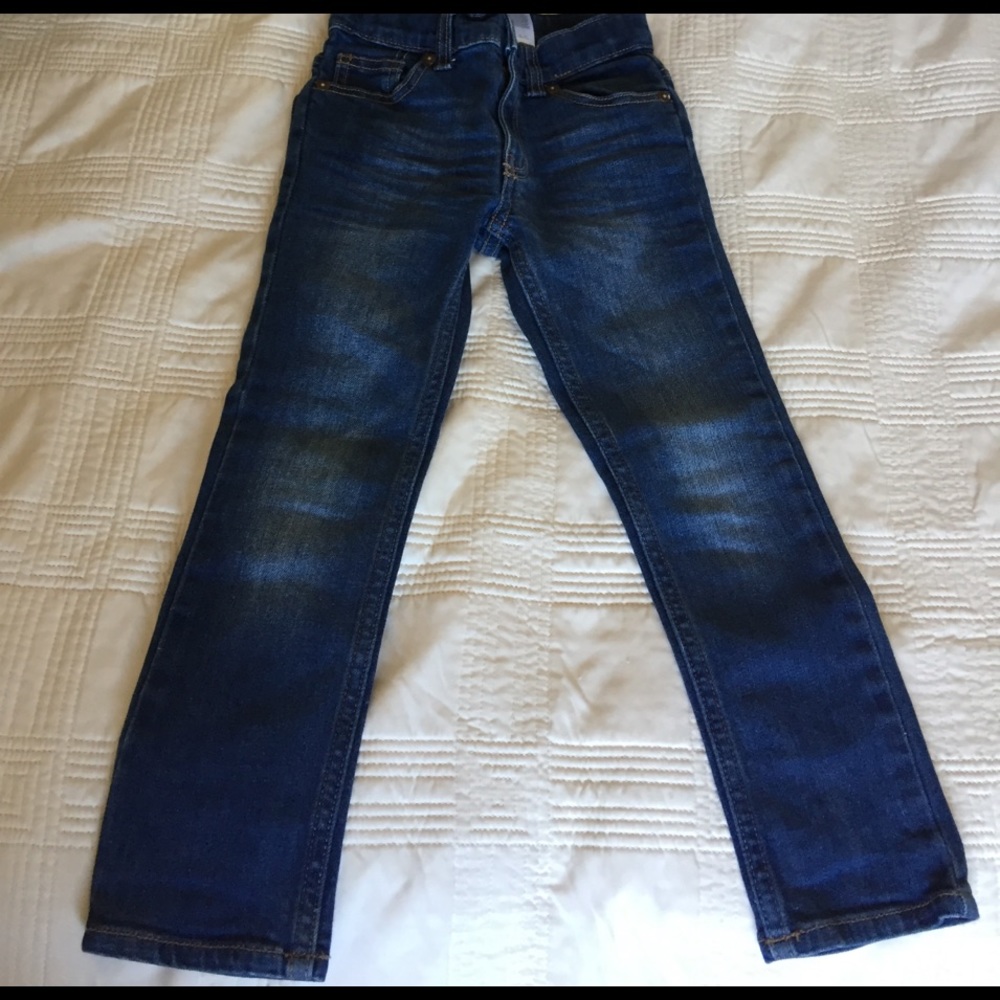 Osh Kosh Boys size 4 skinny jean
