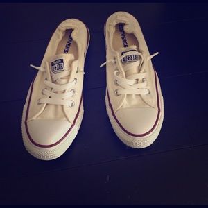 converse slip on kicks