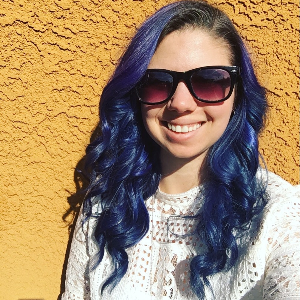 Meet your Posher, Yvette