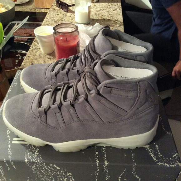 Brand new premium suede 11s