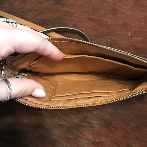 Coach crossbody - Picture 2 of 5