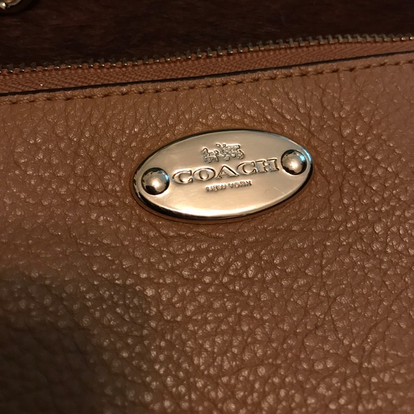 Coach crossbody - Picture 3 of 5