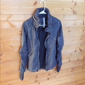 Lululemon Run Hustle Jacket Coal shale