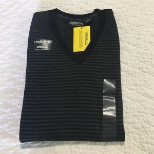 Men's v-neck sweater