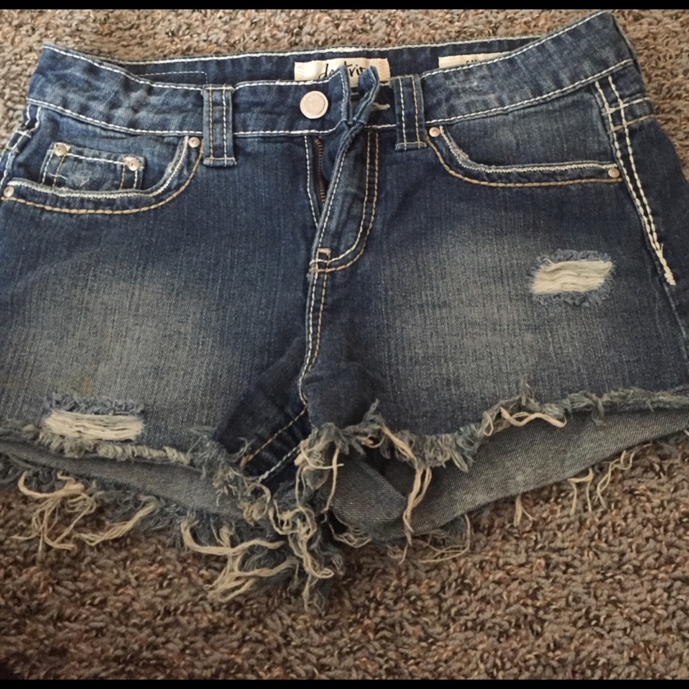 Shorts day trip size 28