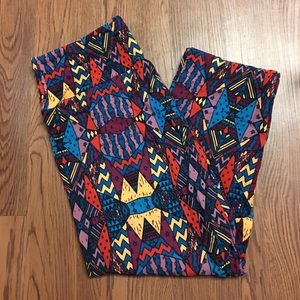 BNWT OS leggings by lularoe