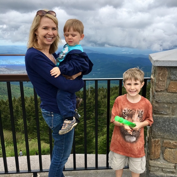 Meet your Posher, Janet - Picture 7 of 8