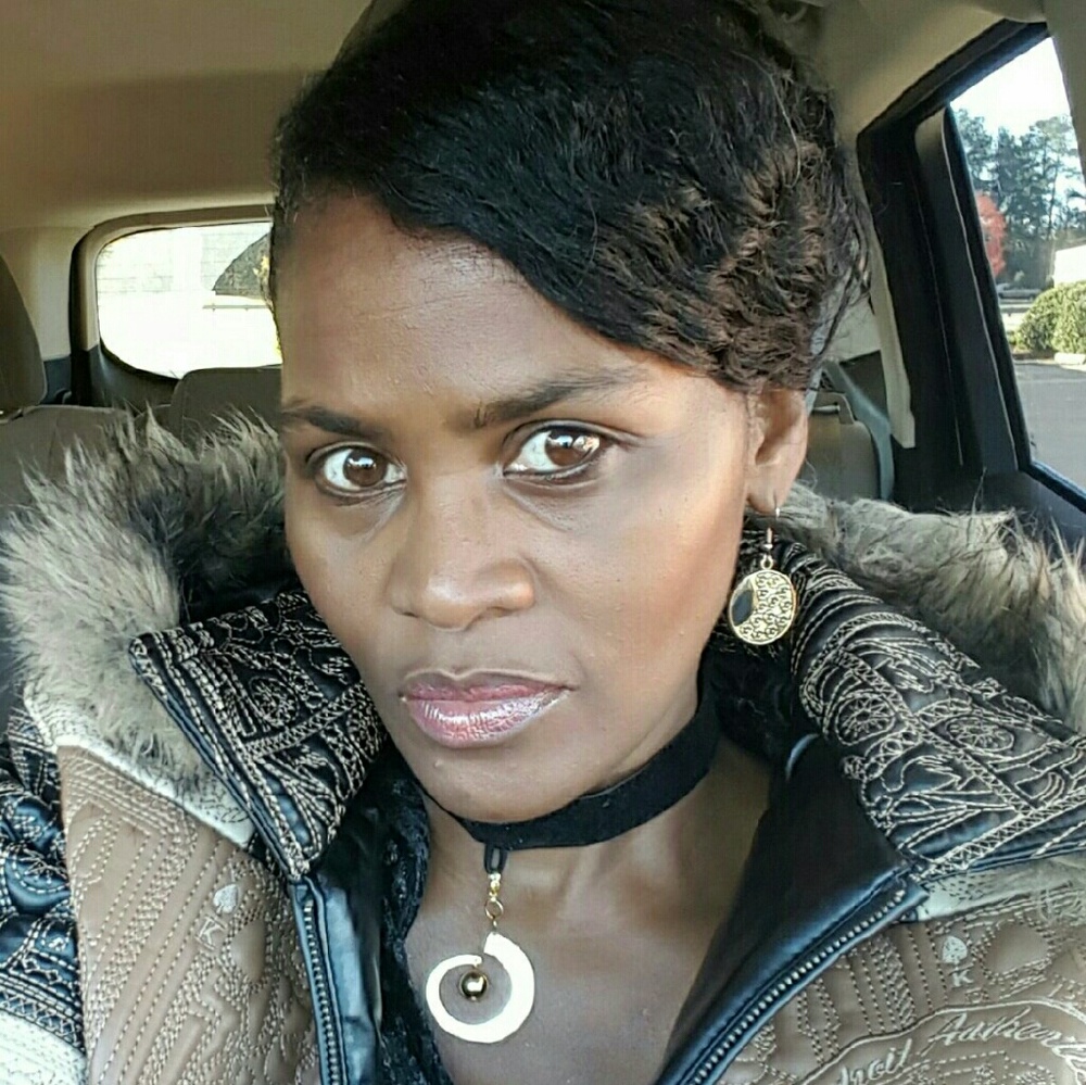 Meet your Posher, Casandrs