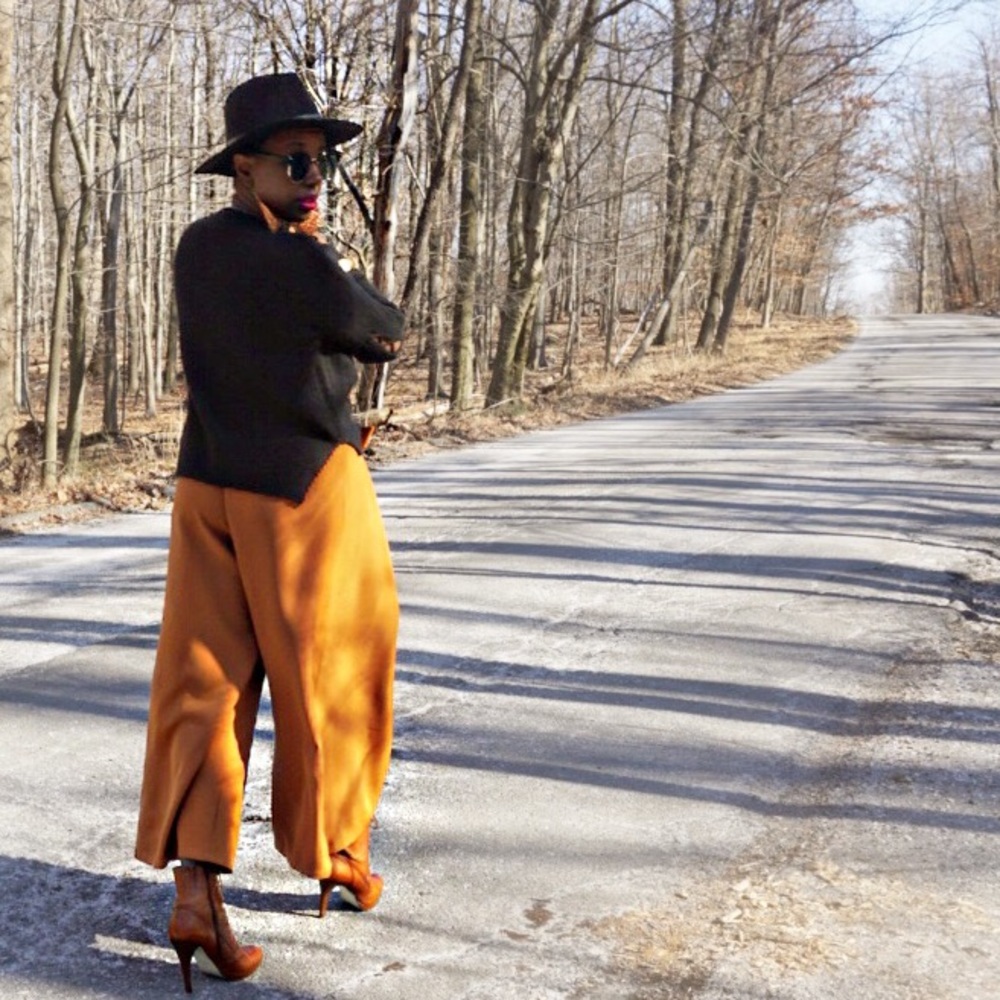 Dylan cropped pants - Picture 2 of 3