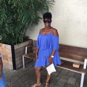 Meet your Posher, Vivienne