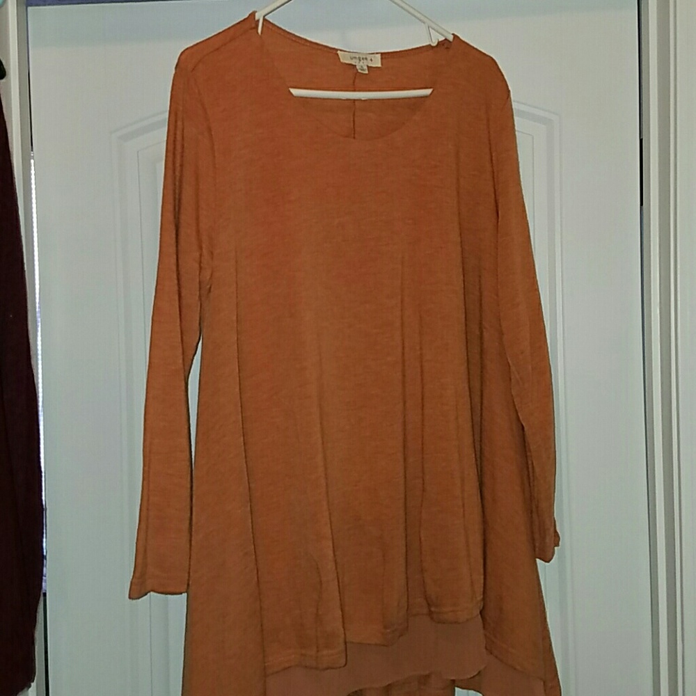 Long sleeve top
