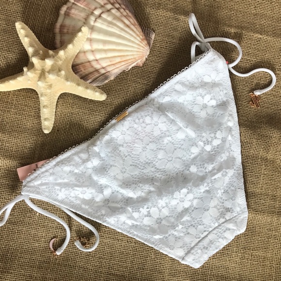 VS Med Teeny Bikini Bottoms White Lace Charms - Picture 4 of 4