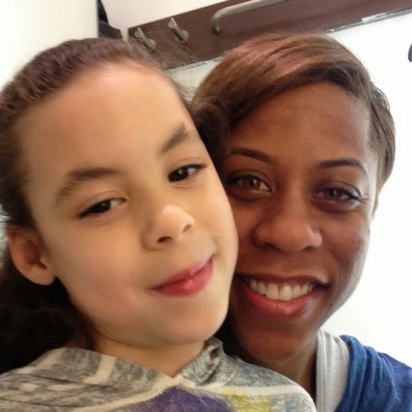 Meet your Posher, Dominique - Picture 1 of 1