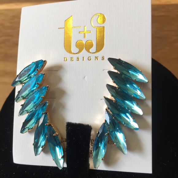 1 left 🎉Blue Crystal Wing Earring - Picture 2 of 4