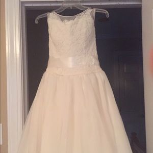 Gorgeous debutante/wedding dress!