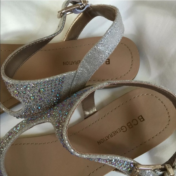 NWOB BCBG Studded Sandals size 8 - Picture 3 of 4