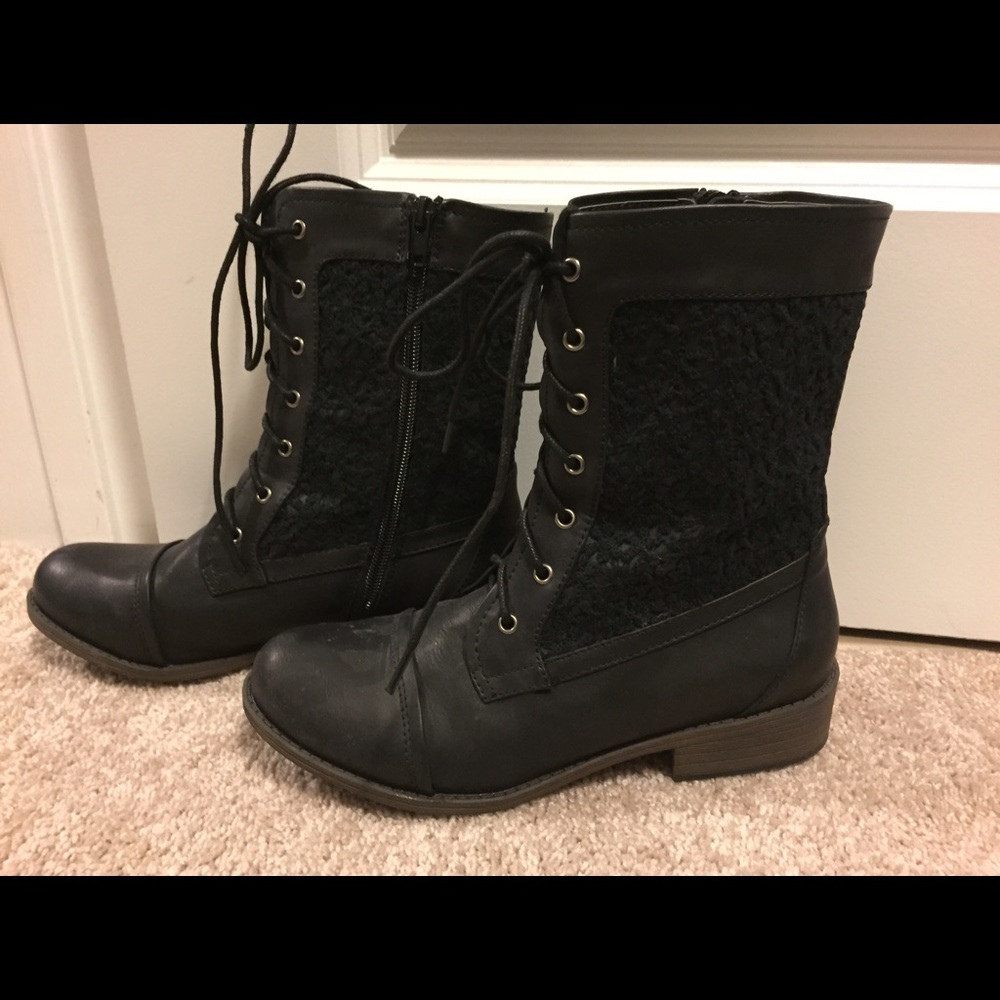 Lace up boots