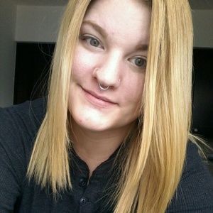 Meet your Posher, Amber