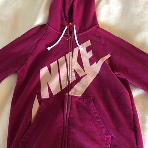 Super comfy Nike hoodie