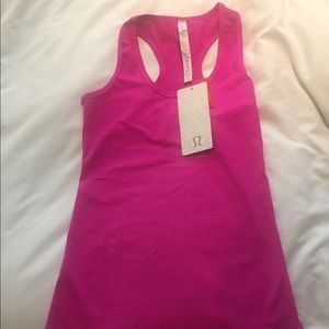Lululemon fitted tank top
