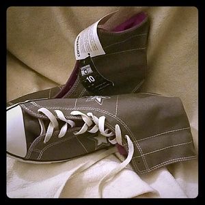 Converse high tops size 10