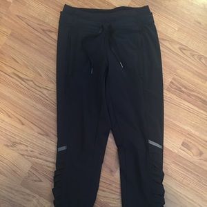 Lululemon Runderful Pants ( lined )