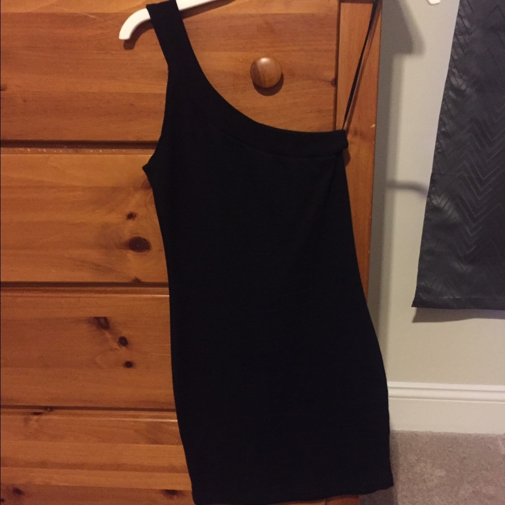 Black Bodycon Dress