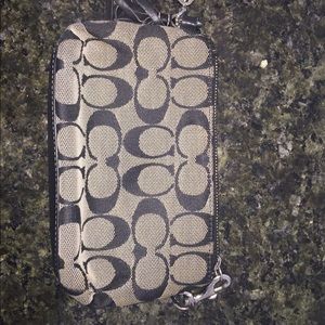 Authentic Coach Handbag/Wristlet