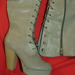 Knee high boots size 5.5