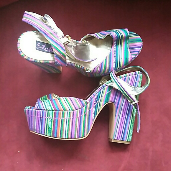 Heels - Picture 1 of 1