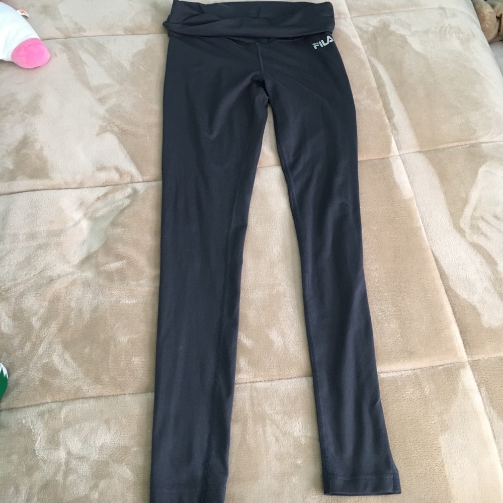 Gray workout leggings